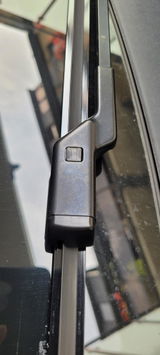 AK review photo