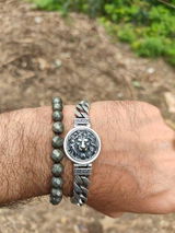 Saurabh review photo