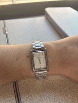 Hugues C. review photo