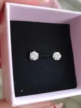 M***r review photo