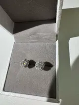 T***a review photo
