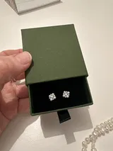 С***а review photo
