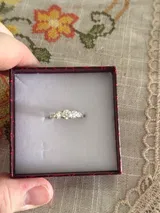 L***a review photo