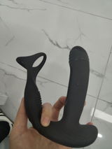 S E. review photo