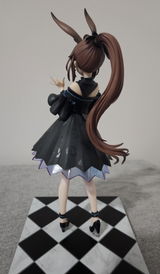 T. review photo