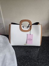 Larissa L. review photo