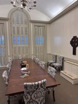 Amish Urbana Square Single Pedestal Table