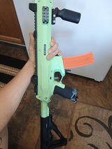 Raging B. review photo