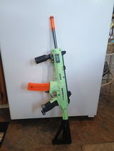 Raging B. review photo