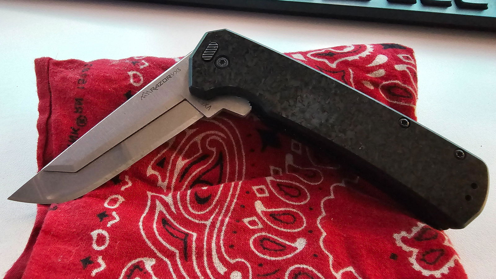 Razor VX5 Forged Carbon – 3