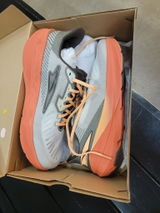 Jay review photo