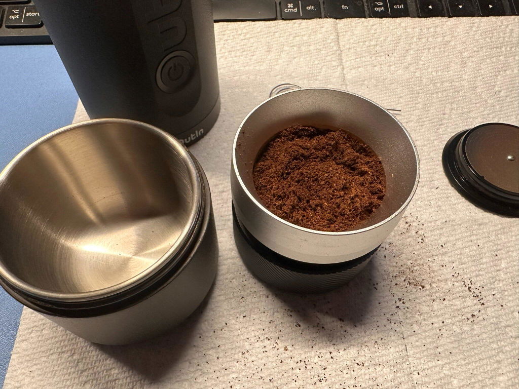 OutIn Fino Portable Electric Coffee Grinder