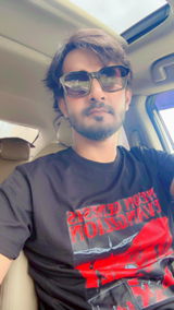 Zubair Aleem review photo