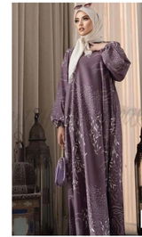 Sameena Razak review photo