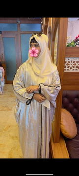 Fatima khan review photo