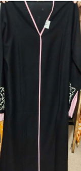 Iqra Siddiqui review photo