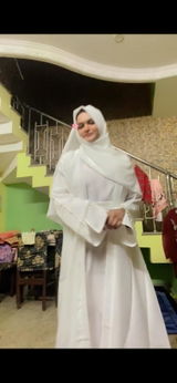 Dr Amina Samar review photo