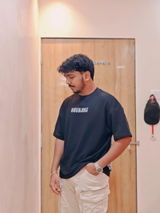 YASH THAKUR review photo