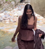 Aarushi review photo