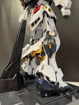 Breyton review photo