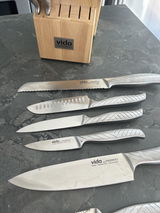 Kim review photo