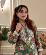 Ila Saxena review photo