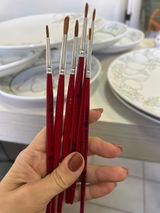Pincel Redondo 165 Tigre Pelo Orelha de Boi Cabo Curto Vermelho
