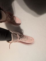 L. review photo