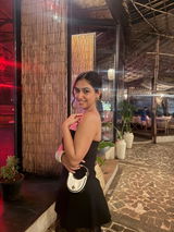 Vaishali review photo