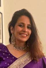 Shruti Bhatia review photo