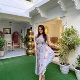 Shreya Juneja review photo