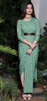 Simran Sharma review photo