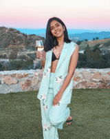 Riddhi Parikh review photo