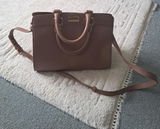 Ozzie review photo