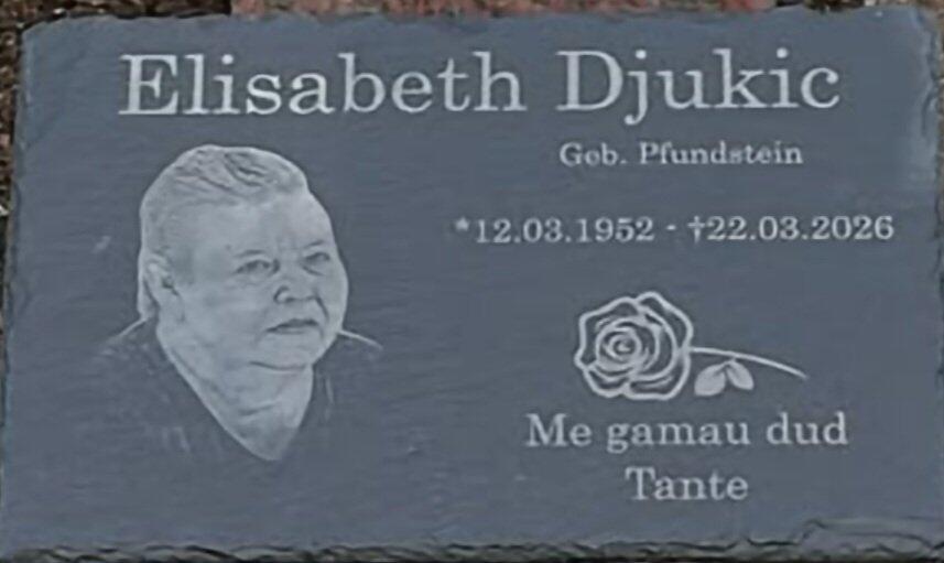 Personalisierte Schiefer Gedenktafel für Menschen 30x20cm - Foto Lasergravur
