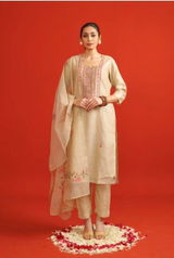Pinky chawla review photo