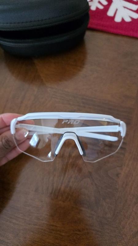 erikar201_216 review photo
