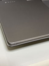r. review photo