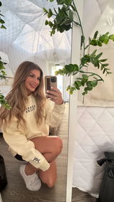 Danielle Palmer review photo