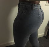 N***i review photo