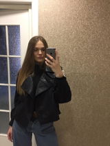 V***a review photo