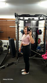 Kelly Holmes review photo