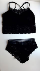 Viviane review photo