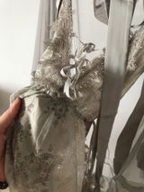 Amelia review photo