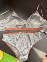 Iza review photo