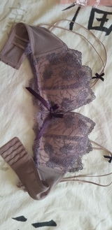 Emila review photo