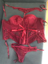 Ania review photo
