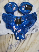 Aneta review photo
