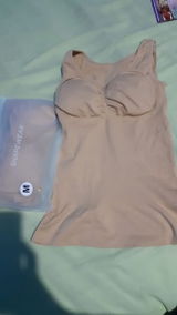 Lola review photo