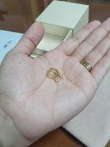 K.M. review photo